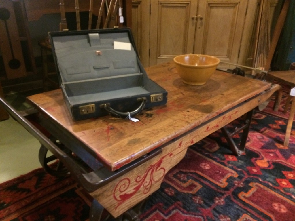 Renfrew Antique Grain Scale Coffee Table